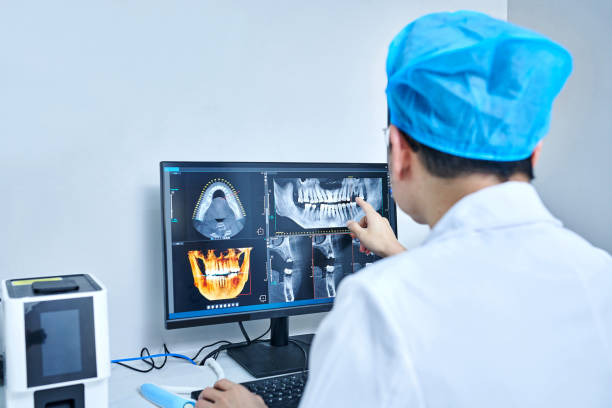 Best Emergency Tooth Extraction  in Trinity, FL